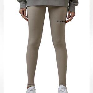 Fear of God Essential Leggings